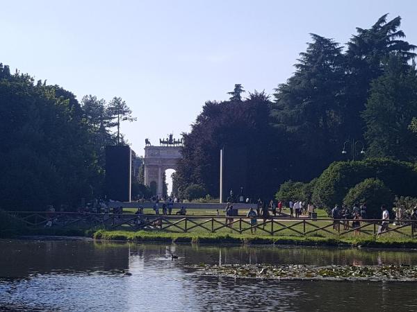 Hostel 3 : photo 2 de la chambre chambre triple avec salle de bains commune
