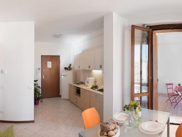 Verona Class ApartHotel