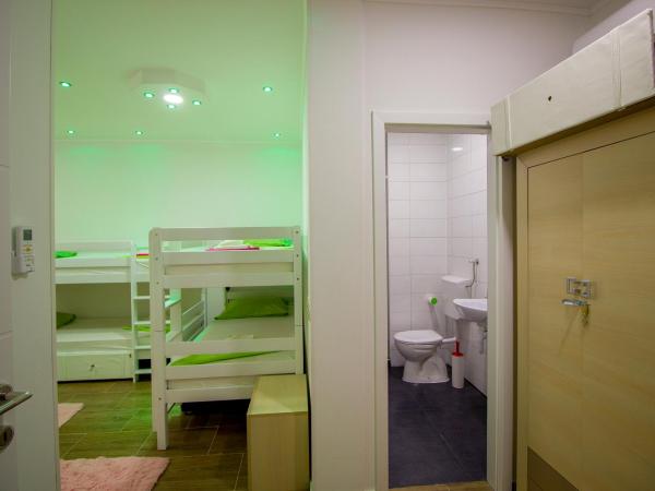 Dioklecijan delux : photo 4 de la chambre lit dans dortoir mixte de 8 lits 