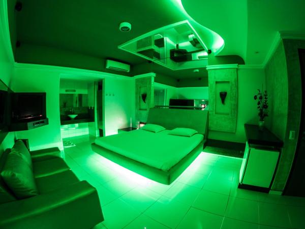 Netuno Motel (Adults Only) : photo 5 de la chambre chambre deluxe