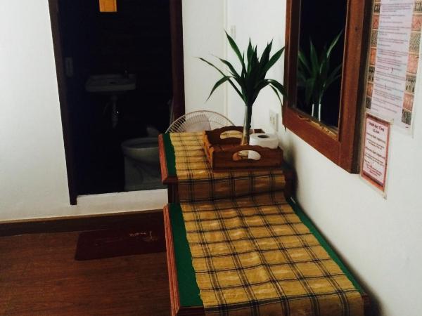 Tropical Garden Bungalow : photo 2 de la chambre chambre double standard