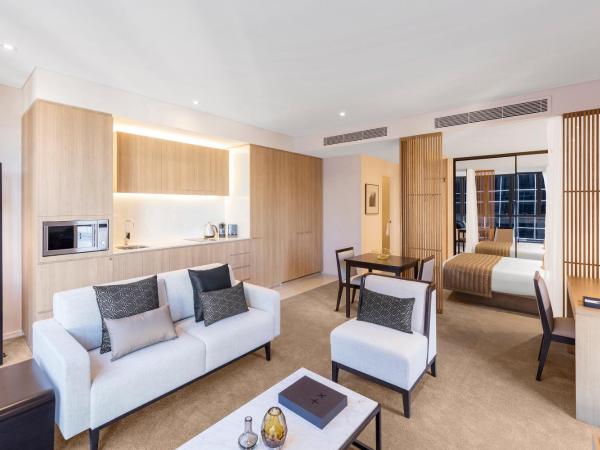 SKYE Hotel Suites Parramatta : photo 10 de la chambre studio 43