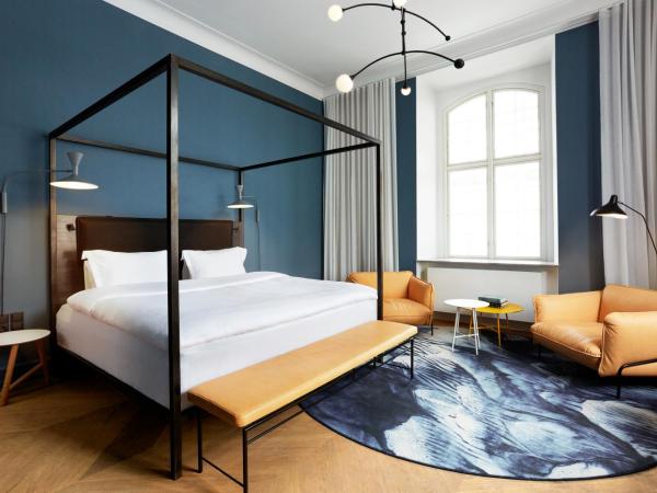 Nobis Hotel Copenhagen, a Member of Design Hotels™ : photo 1 de la chambre suite junior (chambre double) 