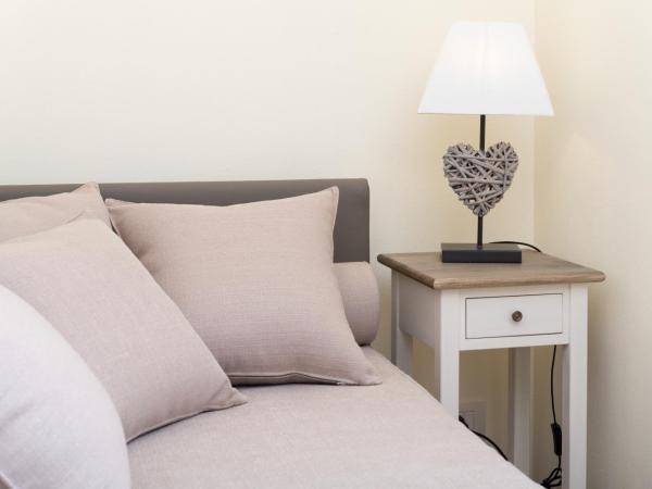 Relais Dei Mandorli : photo 10 de la chambre chambre double ou lits jumeaux avec salle de bains privative