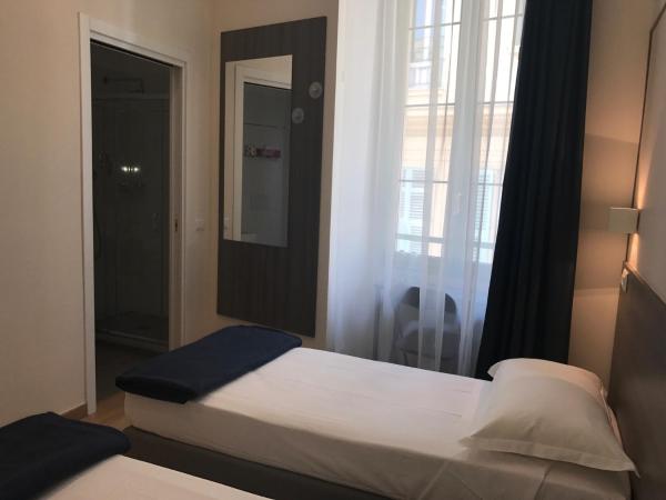 Boutique Hôtel Neptune Nice : photo 5 de la chambre chambre double ou lits jumeaux