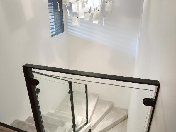 Petit Hôtel Confidentiel : photo 3 de la chambre suite avec jacuzzi et terrasse