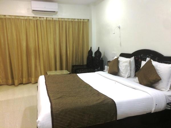 Chandra Inn : photo 3 de la chambre chambre deluxe double ou lits jumeaux