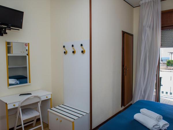 Hotel Malibran : photo 4 de la chambre chambre triple