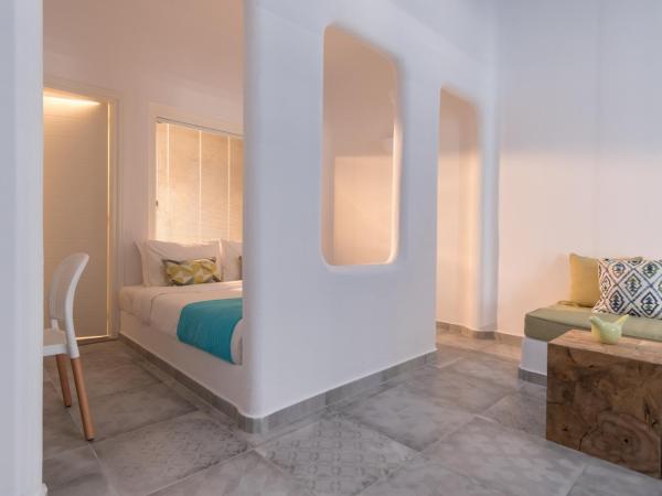Anemomilos : photo 2 de la chambre studio supérieur avec bain à remous