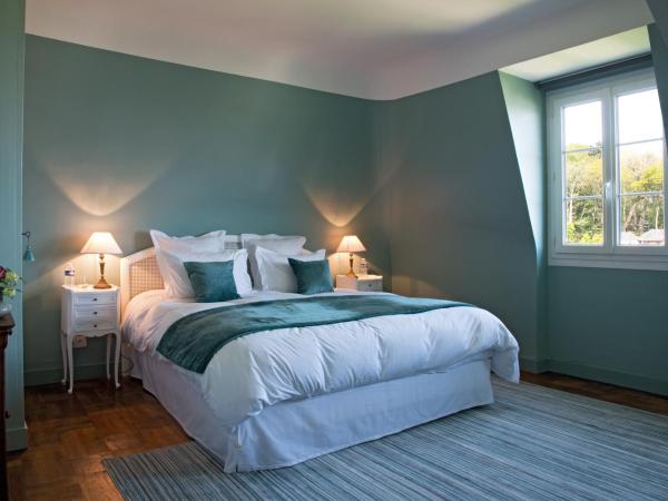 Castel De La Terrasse : photo 2 de la chambre chambre =double supérieure - vue sur la mer