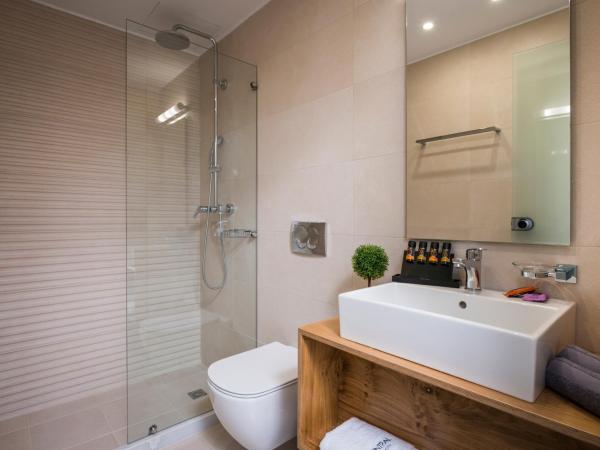 Central City Hotel : photo 2 de la chambre chambre triple standard