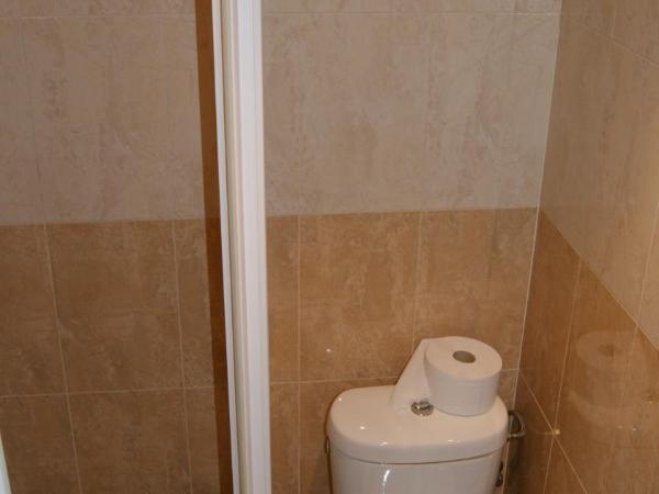 Casa Huésped Magdalena : photo 4 de la chambre chambre double Économique avec salle de bains privative