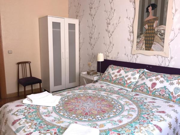 Alojamientos Olga : photo 4 de la chambre chambre lits jumeaux avec salle de bains commune