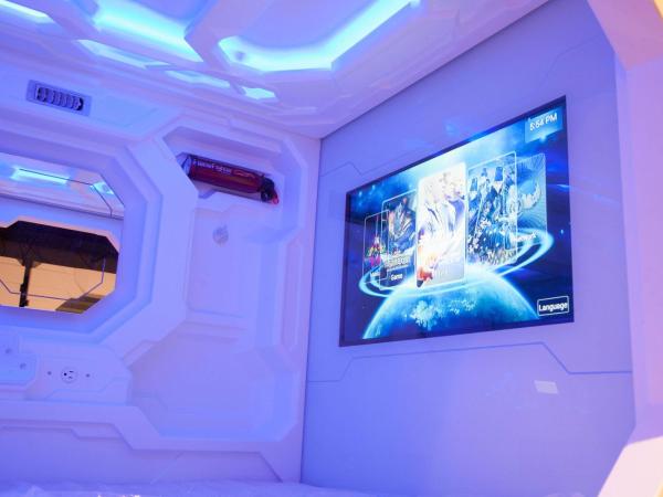 Izzzleep Aeropuerto Terminal 1 : photo 4 de la chambre chambre simple standard