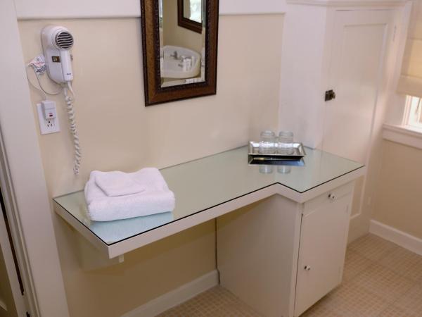 Arroyo Vista Inn : photo 4 de la chambre hébergement eleanora n°10