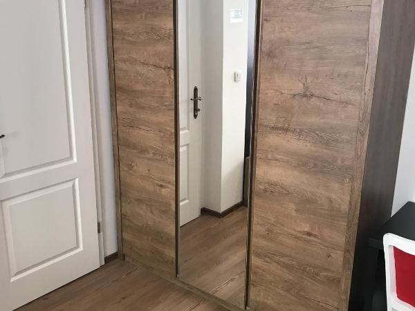 Pula Antic Rooms in Center : photo 2 de la chambre chambre double ou lits jumeaux avec salle de bains