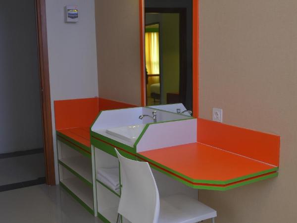 Titanium Express HomTel : photo 2 de la chambre studio supérieur