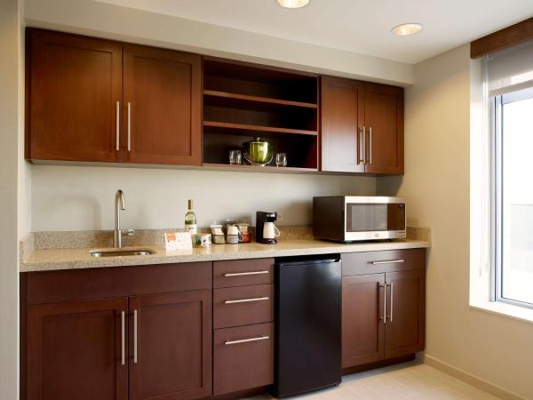 Hyatt Place Arlington Courthouse : photo 8 de la chambre suite 1 chambre lit king-size avec canapé-lit