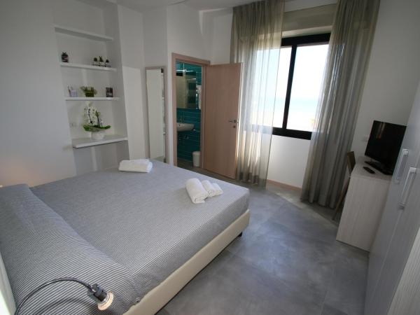Residence Hotel Angeli : photo 6 de la chambre appartement 1 chambre (2 adultes) - vue sur mer 