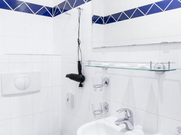 Apartma La Provence : photo 5 de la chambre studio avec lit double