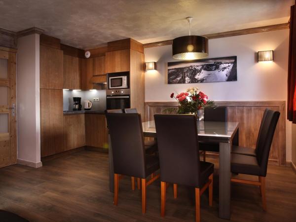 Chalet des Neiges Hermine : photo 1 de la chambre appartement 4 chambres (8 personnes)