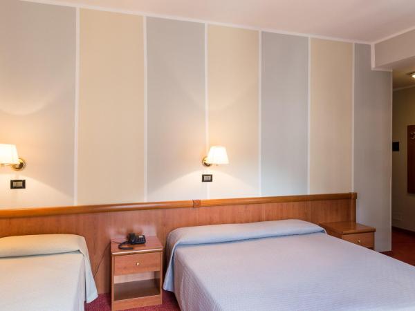 Hotel Alpi Resort : photo 7 de la chambre chambre triple