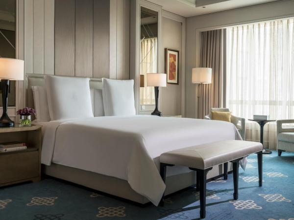 Four Seasons Hotel Macao : photo 2 de la chambre chambre lit king-size supérieure
