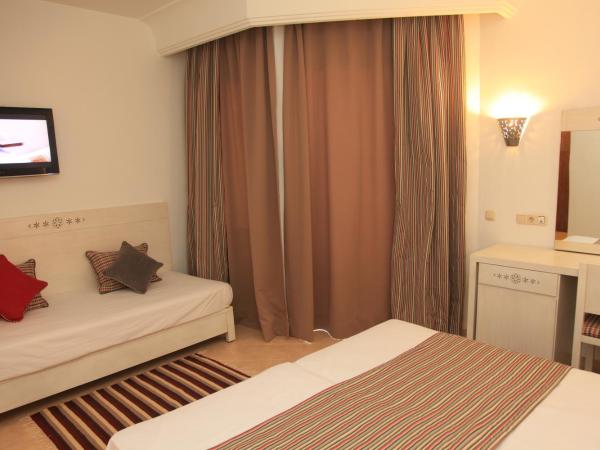 Hotel Menara : photo 3 de la chambre chambre double