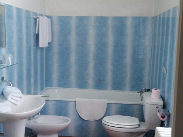 Le Mas d'Icard : photo 2 de la chambre chambre triple