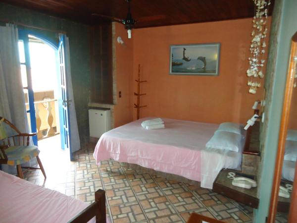 Pousada Flamingo : photo 10 de la chambre chambre supérieure avec balcon