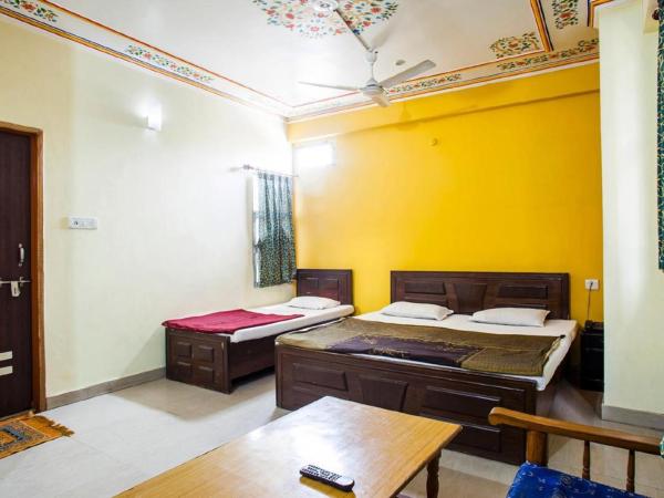 Hotel New City Inn : photo 4 de la chambre comfort quadruple room - for indian nationals only