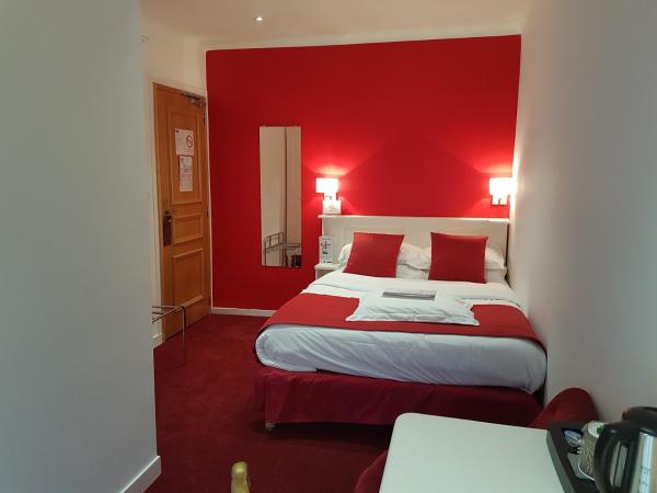 Kyriad Saumur Hyper Centre Hôtel Appartements et SPA soins Sothys Paris : photo 5 de la chambre chambre double classique