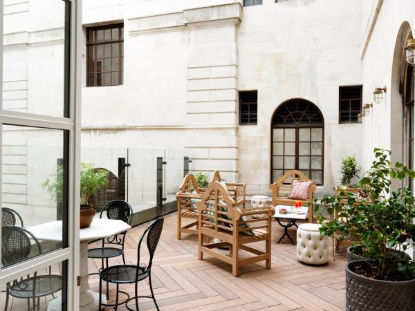 The Ned : photo 2 de la chambre suite avec terrasse 