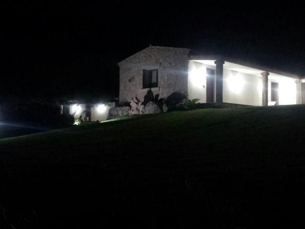 B&B Majore : photo 1 de la chambre chambre double - accessible aux personnes à mobilité réduite 