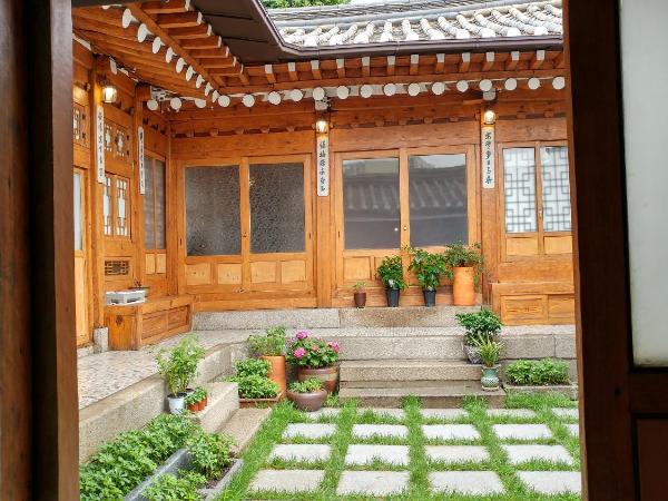 Sophia Hanok Guesthouse : photo 1 de la chambre suite familiale