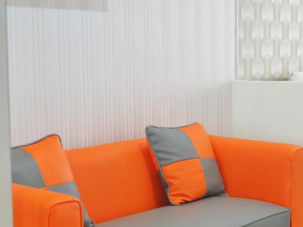 Titanium Express HomTel : photo 8 de la chambre chambre familiale supérieure