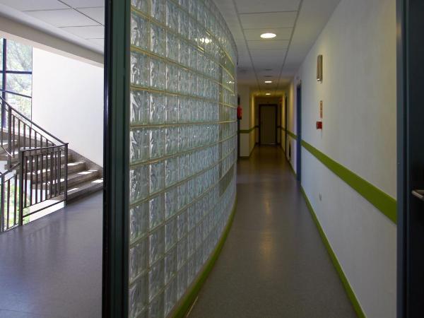 Bilbao Hostel : photo 4 de la chambre chambre double avec salle de bains commune