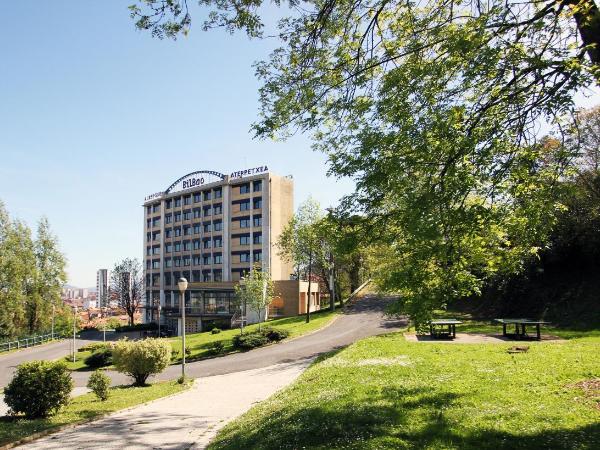 Bilbao Hostel : photo 3 de la chambre chambre quadruple avec salle de bains privative