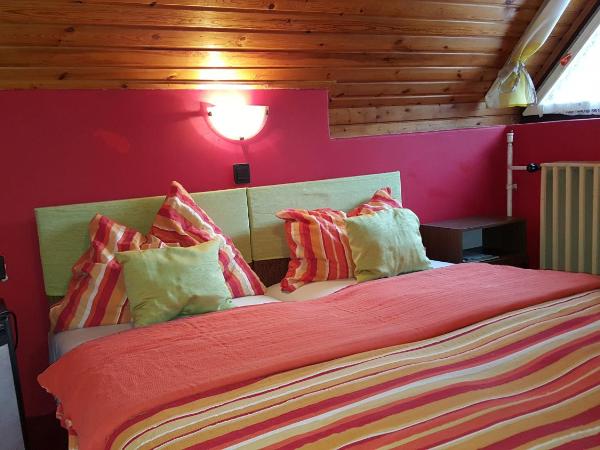 Rózsa Panzió : photo 4 de la chambre chambre double ou lits jumeaux standard