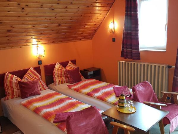 Rózsa Panzió : photo 7 de la chambre chambre double ou lits jumeaux standard