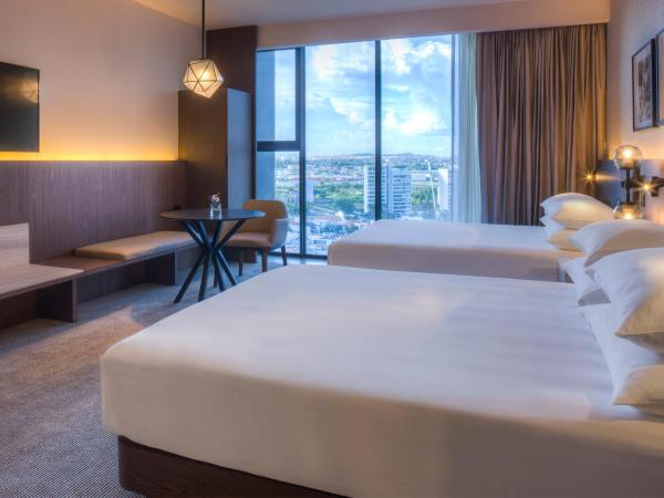 Hyatt Regency Andares Guadalajara : photo 4 de la chambre chambre lit queen-size - vue sur ville