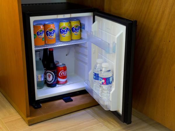 Hotel Córdoba Centro : photo 8 de la chambre chambre double ou lits jumeaux