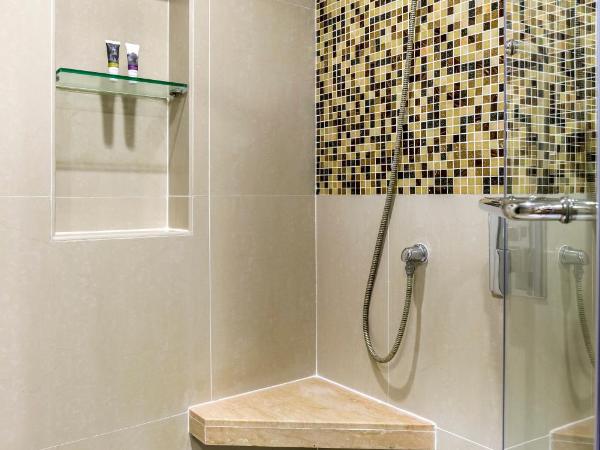 Mercure Bangkok Sukhumvit 11 : photo 7 de la chambre chambre lit king-size deluxe