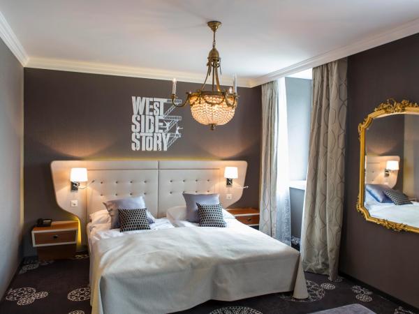 Hotel Schweizerhof Luzern : photo 3 de la chambre suite de luxe lucerne