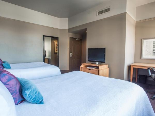 Magnolia Hotel Downtown Dallas : photo 4 de la chambre chambre avec 2 grands lits queen-size 