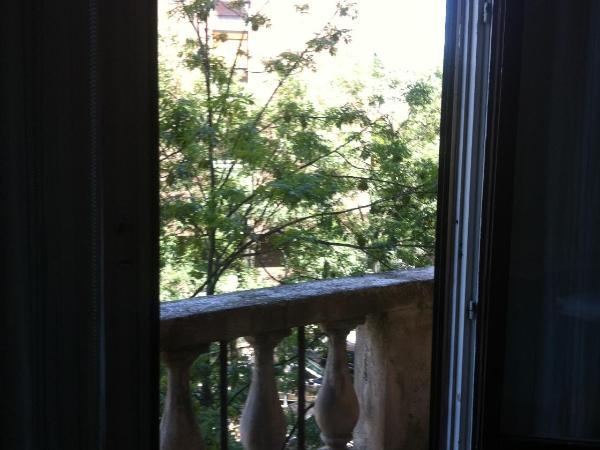 Hotel Gambara : photo 4 de la chambre chambre double ou lits jumeaux Économique avec salle de bains commune