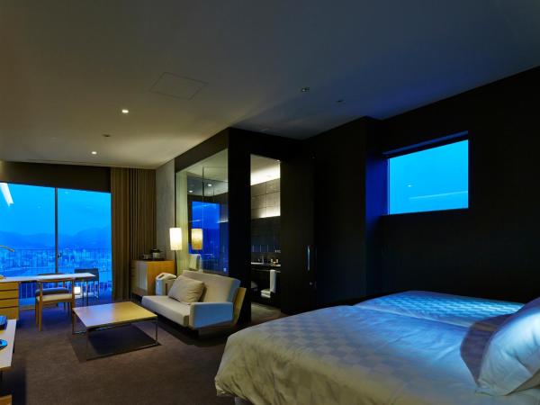 Garden Terrace Nagasaki Hotel & Resort : photo 5 de la chambre premium suite room with jet bath - new building