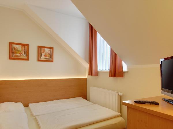 Hotel Kriemhild am Hirschgarten : photo 4 de la chambre suite junior