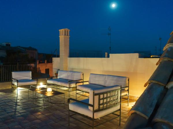 Antica Torre di Iuso : photo 1 de la chambre suite avec balcon