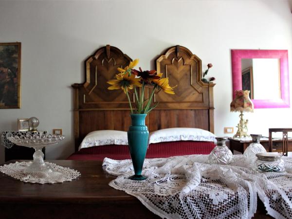 Agriturismo alle Torricelle : photo 3 de la chambre chambre double avec salle de bains privative